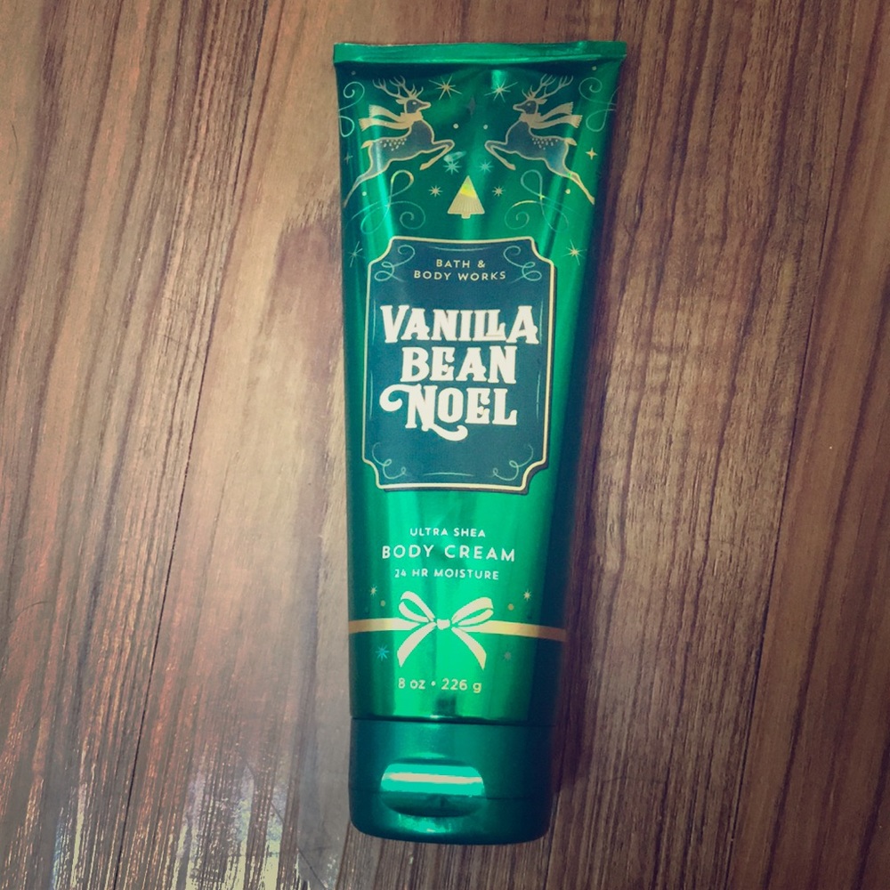bath & body works - vanilla bean noel.